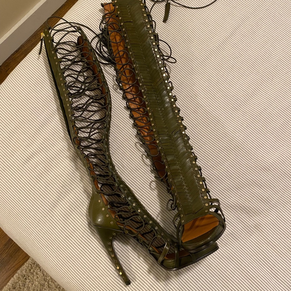 Emilio Pucci Ready to wear knee high sandals